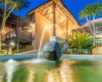 SW1 Lodge - Somerset West - Cảnh ngoài trời
