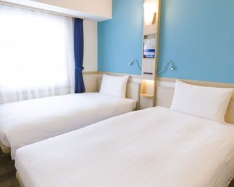 Toyoko Inn Ueda Ekimae - Ueda - Slaapkamer