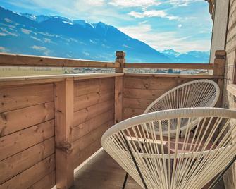 Lebeschlitters - Apartmenthaus Im Zillertal - Schlitters - Balcony