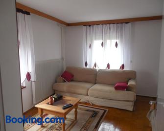 Cafe Vielharmonie Apart-Pension - Maria Lankowitz - Wohnzimmer