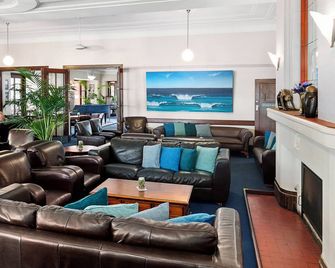Caves House Hotel - Yallingup - Lounge