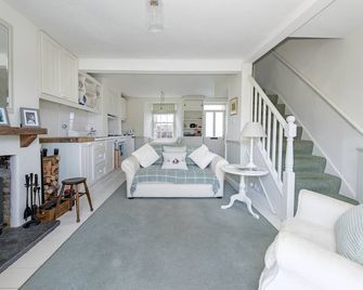 Penn Cottage, Buckley Street. - Salcombe - Living room