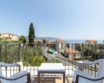 Il Viaggio - Diano Marina - Balcony