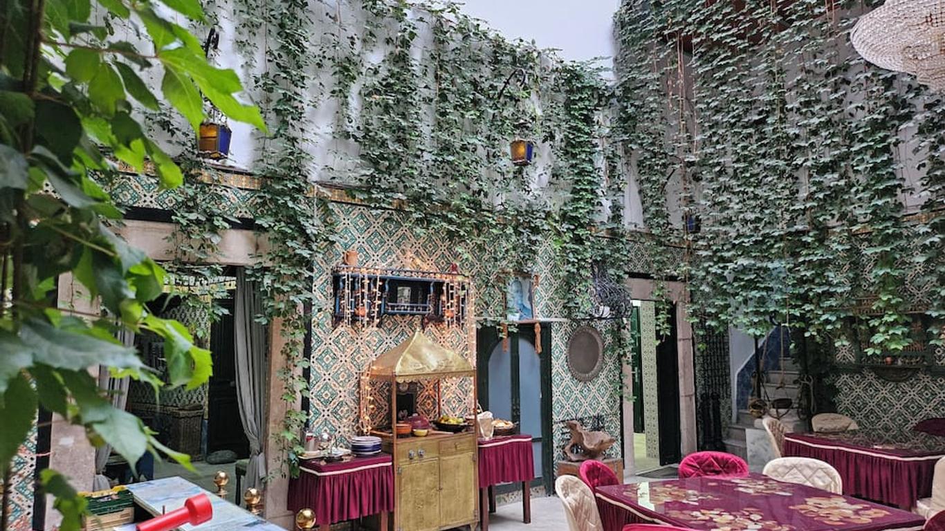 Hostel El Medina