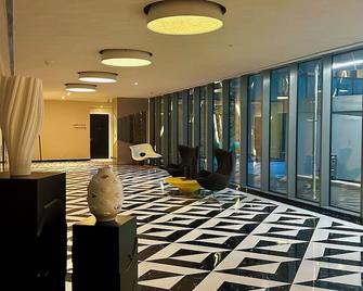 The Nishat Hotel Johar Town - Lahore - Lobby