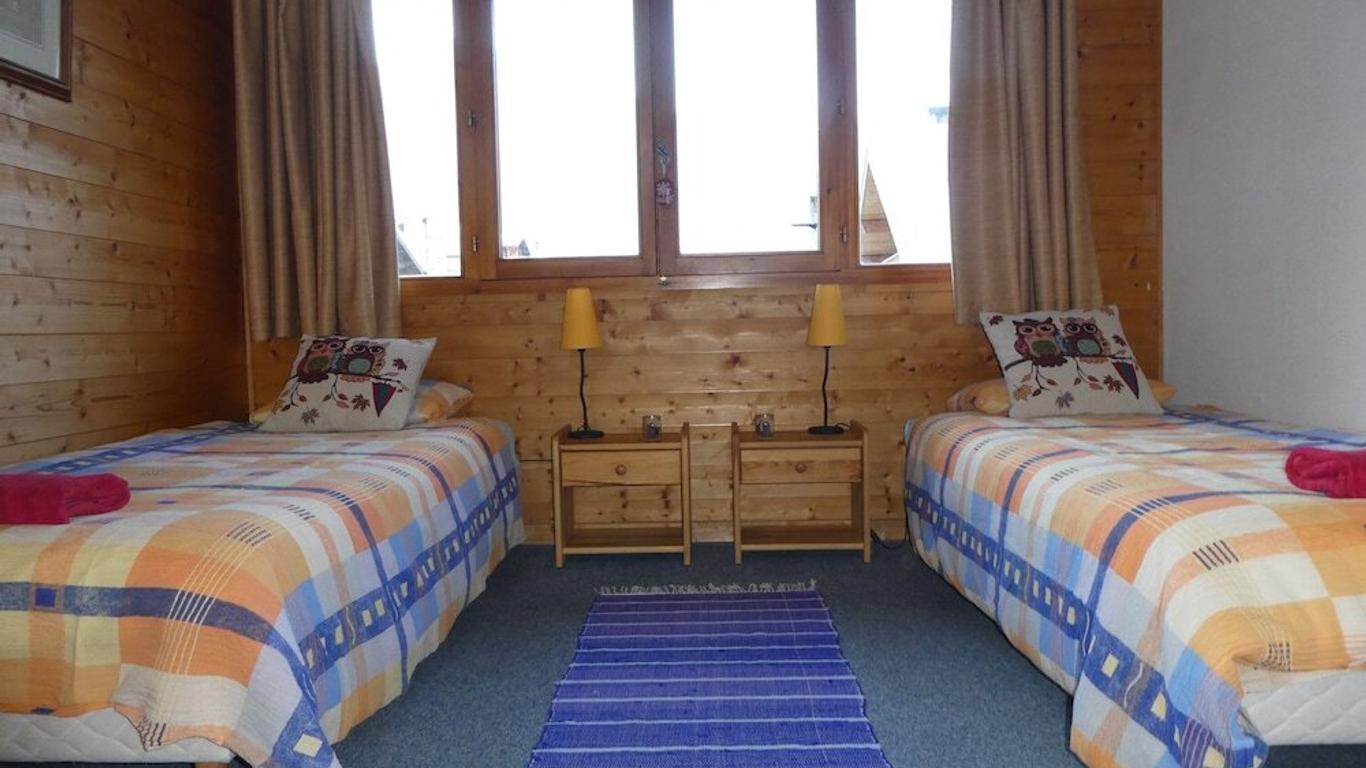 Central Hostel Chatel