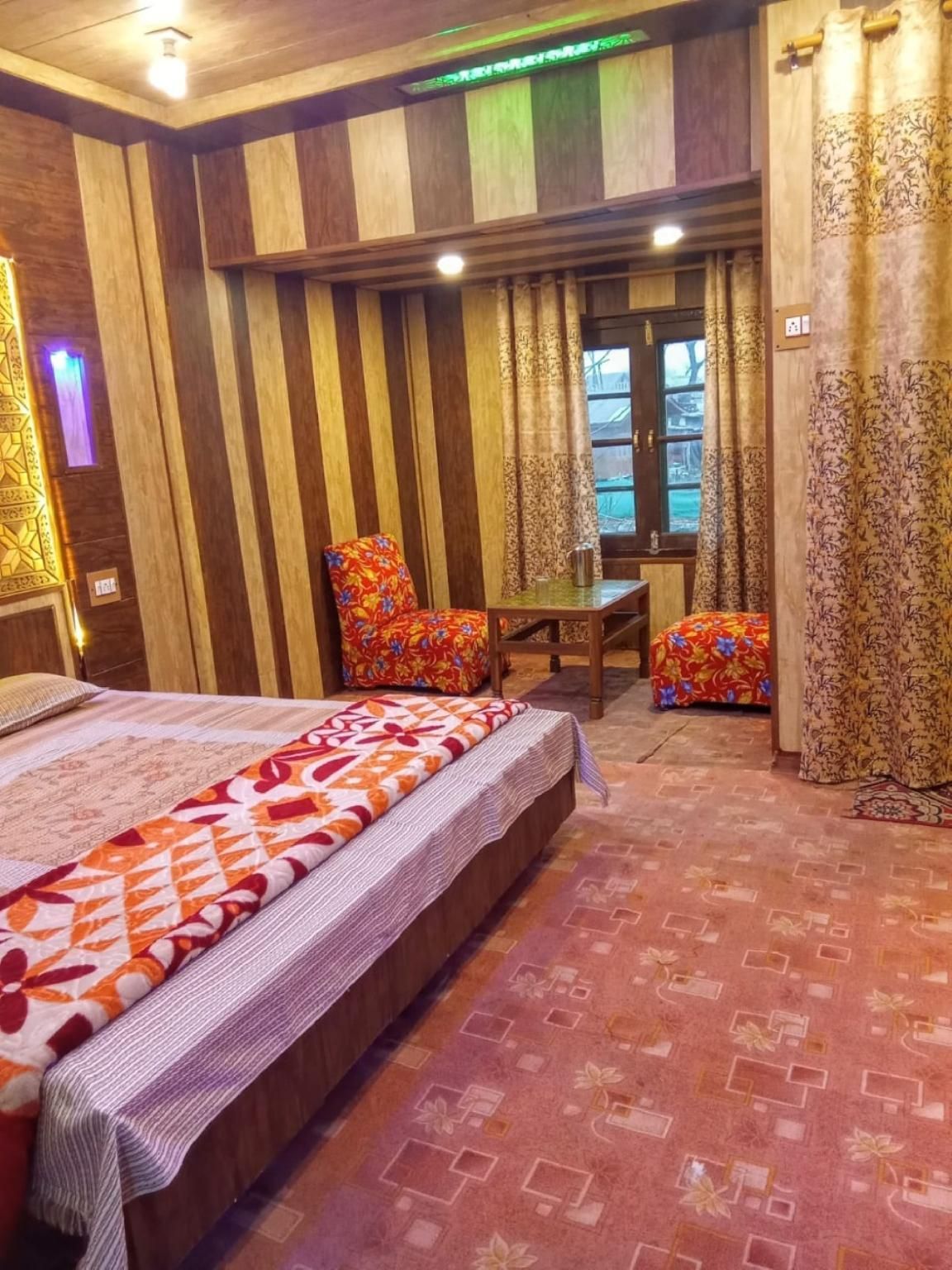 جورومجو نيو جرين فيو سريناجار - سريناجار - غرفة نوم