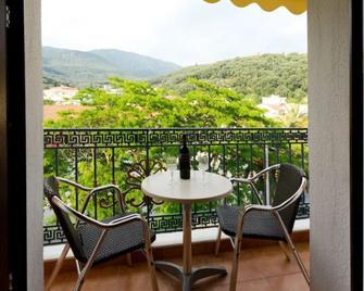 Paradise Hotel - Parga