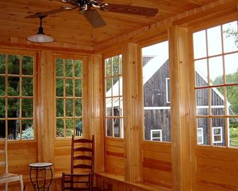 Beautiful Private Home, Close to Beaches, Pet Friendly. - Kennebunkport