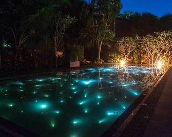 Villa White Queen - Galle - Pool