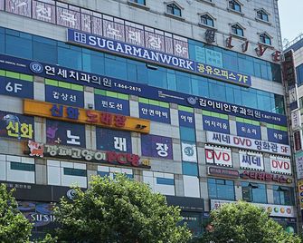 Dongducheon Ippda Hotel - Dongducheon - Building