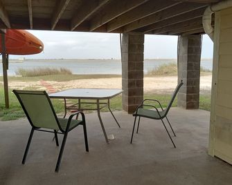 Fair Haven on Highland Bayou - Hitchcock - Balcone