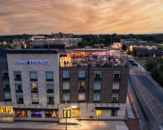 Hotel Indigo Traverse City By IHG - Traverse City - Gebäude