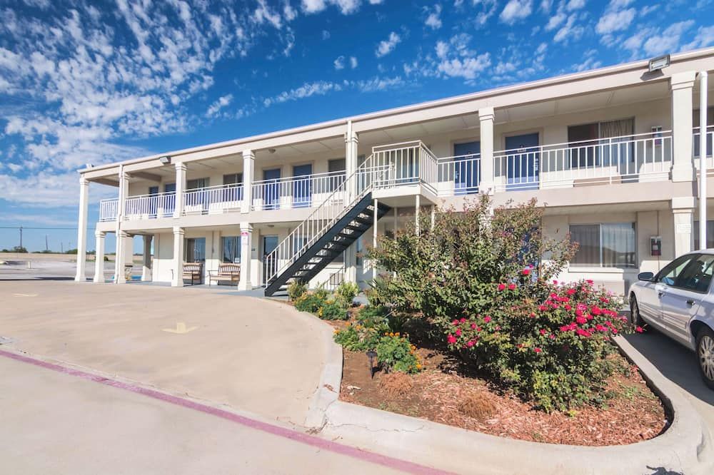 Motel 6 Wichita Falls North - וויצ'יטה פולס - בניין