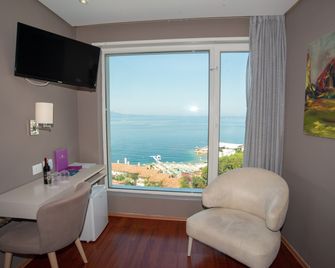 Bougainville Bay Hotel - Sarandë