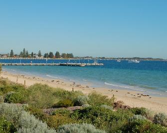 Seaview on Kent - Rockingham - Strand