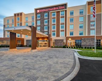 Hilton Garden Inn Lansing West - Lansing - Edifício