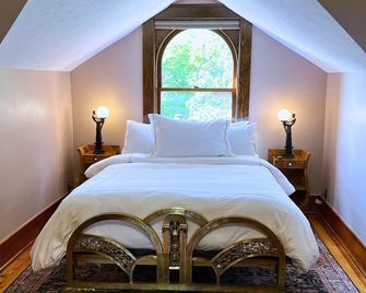 Martha's Bed and Breakfast - Lincoln