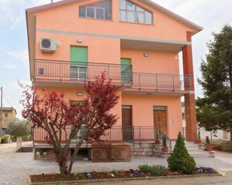 B&B Arwen - Ponte San Giovanni - Building