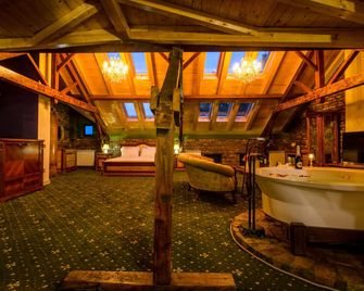 Jumeirah Royal - Constanza