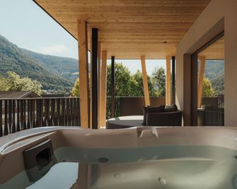 Hotel B&B Feldmessner - Brunico