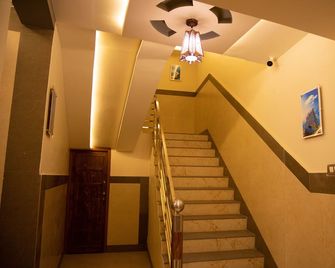 Hotel Ganesh Palace - Rameswaram - Stairs