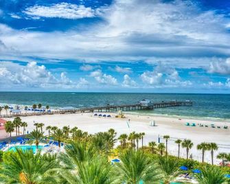 Pelican Pointe 329:Walk to Beach~Pool~Free Parking - Clearwater - Beach