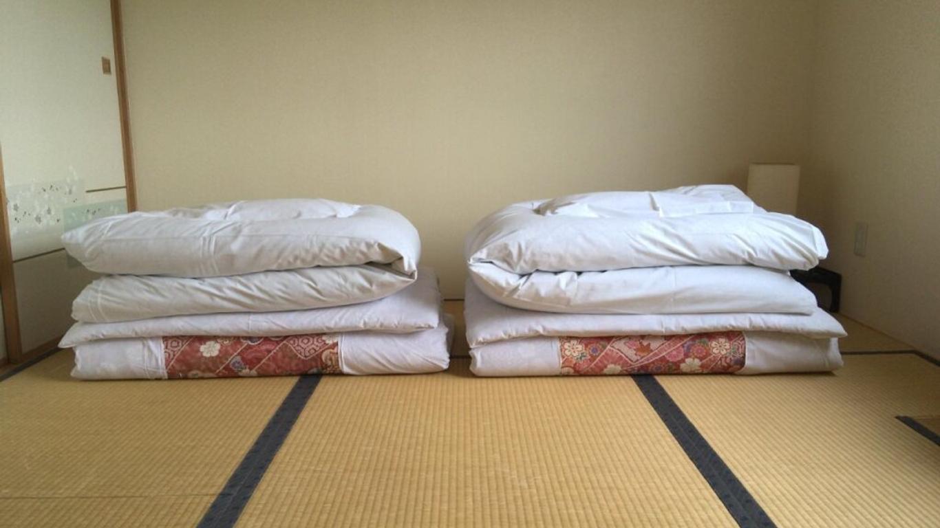 Niseko Tabi-Tsumugi Backpackers