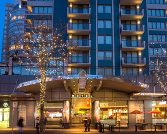 فندق بلو هوريزون - فانكوفر - مبنى