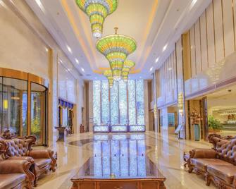 Sanya Yuexin Tomorrow Hotel - Sanya