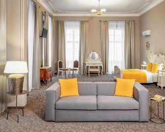 Palac U Kocku - Prague - Living room
