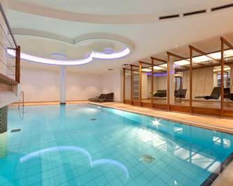 Ringhotel Am Stadtpark - Lünen - Pool