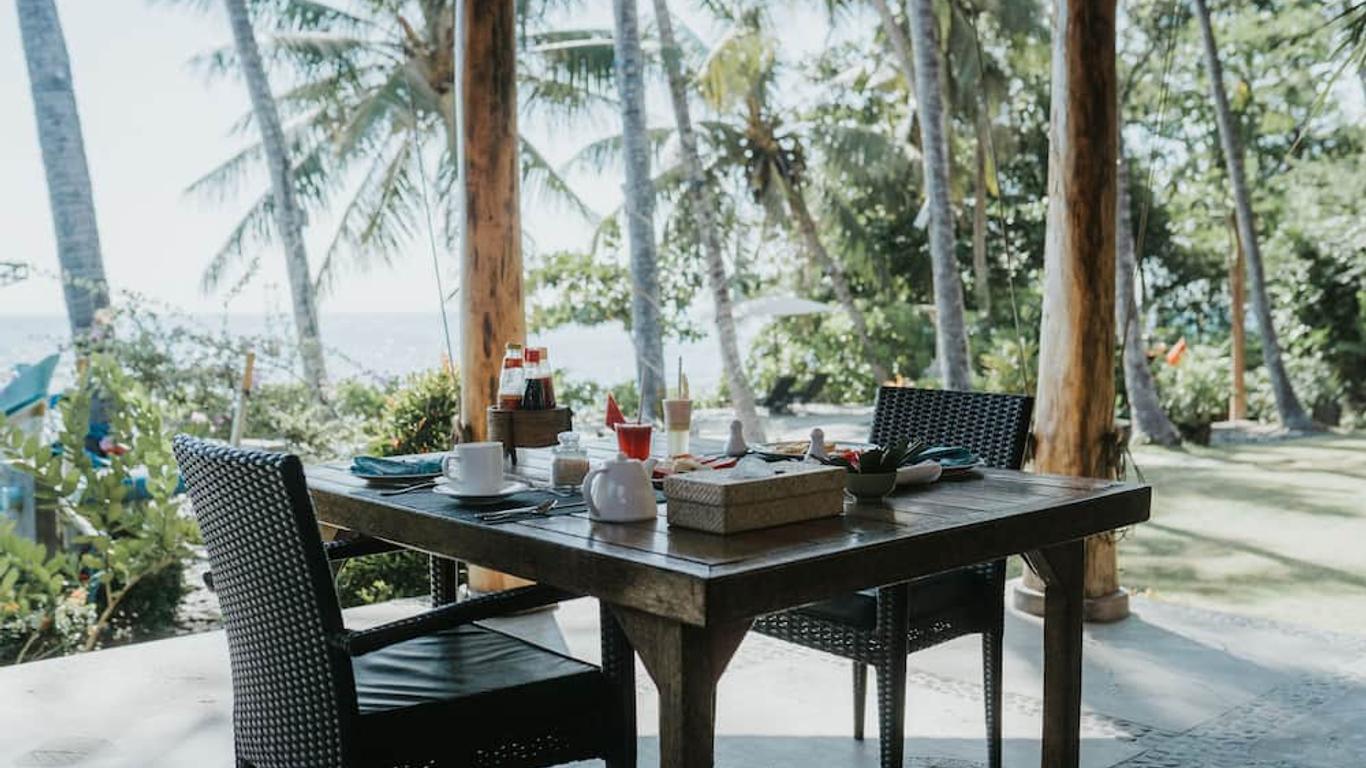 Aloka Bahari Villas