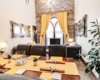 The Upper Room - Ballymena - Їдальня