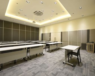 Hop Inn Hotel Tomas Morato Quezon City - Quezon City