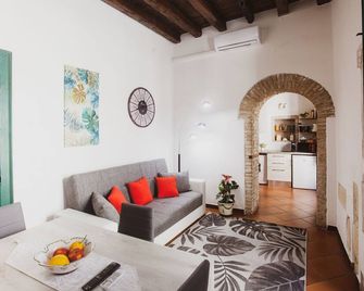 The Good Place - Cagliari - Quarto