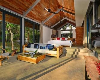 One Bedroom Pool Villa With Private 13 Square-Metre Plunge Pool - Si Sunthon