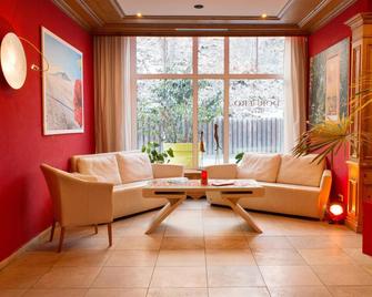 Dormero Hotel Plauen - Plauen - Sala de estar