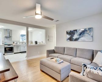 Central Austin 6 Bedroom Gem - Austin - Phòng khách