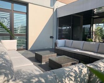 Tiby Hotel - Μοντένα - Βεράντα