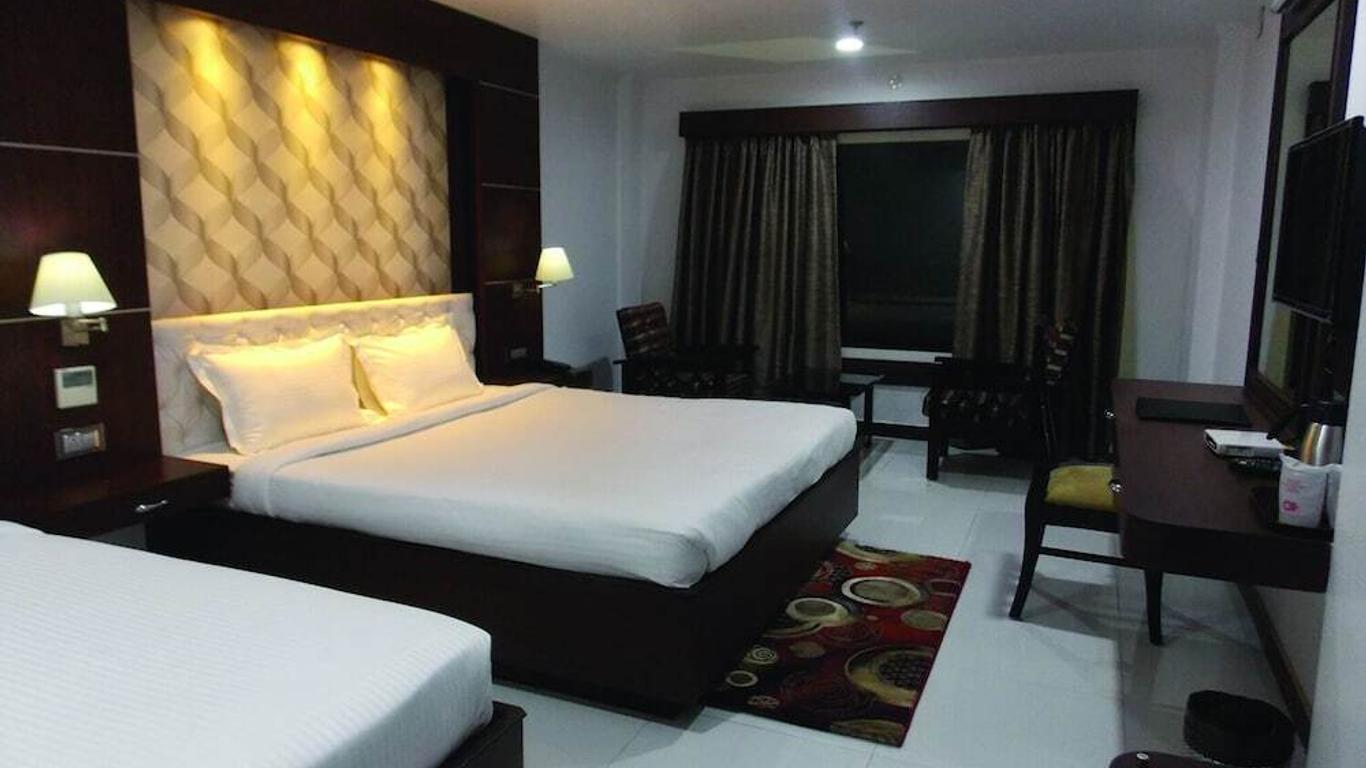 Airport City Hotel