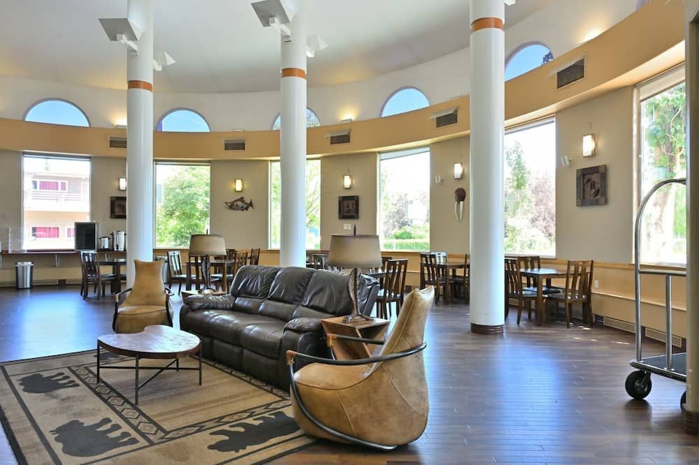 Puffin Inn - אנקוראג' - טרקלין