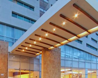 Hotel Opus Grand Toluca Aeropuerto - Toluca - Bygning