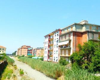 Vicino alla spiaggia - Levanto - Gebäude