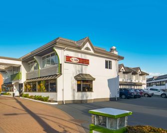 SureStay by Best Western North Vancouver Capilano - North Vancouver - Bâtiment