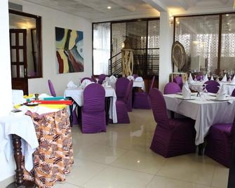 Lewat Hotel - Douala - Restaurant