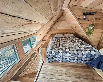 Glamping Forest Hideaway Hike-grill-stargaze - Simcoe - Bedroom