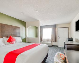 OYO Hotel Rosenberg Tx I-69 - Rosenberg - Slaapkamer