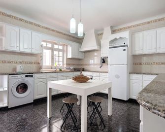 Pascoal House - Ribeira Grande - Cocina