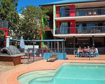 Mooloolaba Beach Backpackers - Mooloolaba - Pool